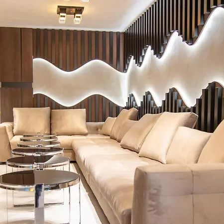 Lägenhetshotell Paradiso 4*