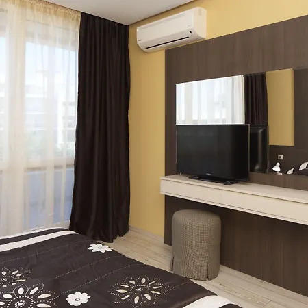 Lägenhetshotell Paradiso 4*