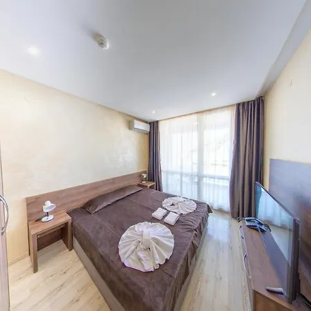 Aparthotel Paradiso 4*