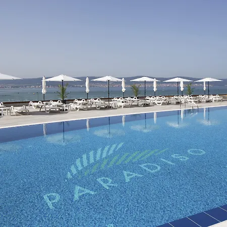 Lägenhetshotell Paradiso 4*