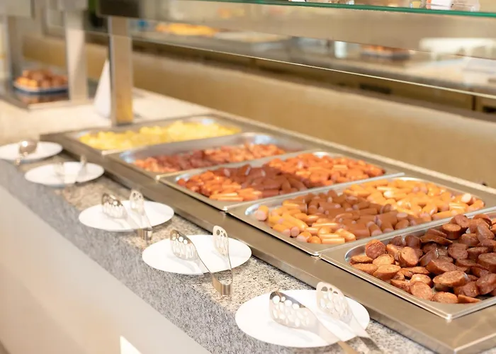 Paradiso 아파트호텔 네세부르